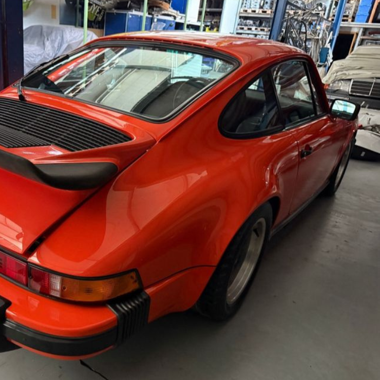 Porsche 911 2.7 RS 1976